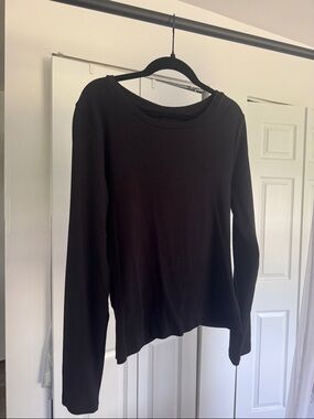 GAP Black Long Sleeve Crewneck Top